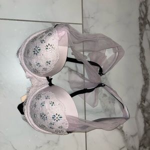 Brand new Victoria’s Secret lavender bra size 32 D